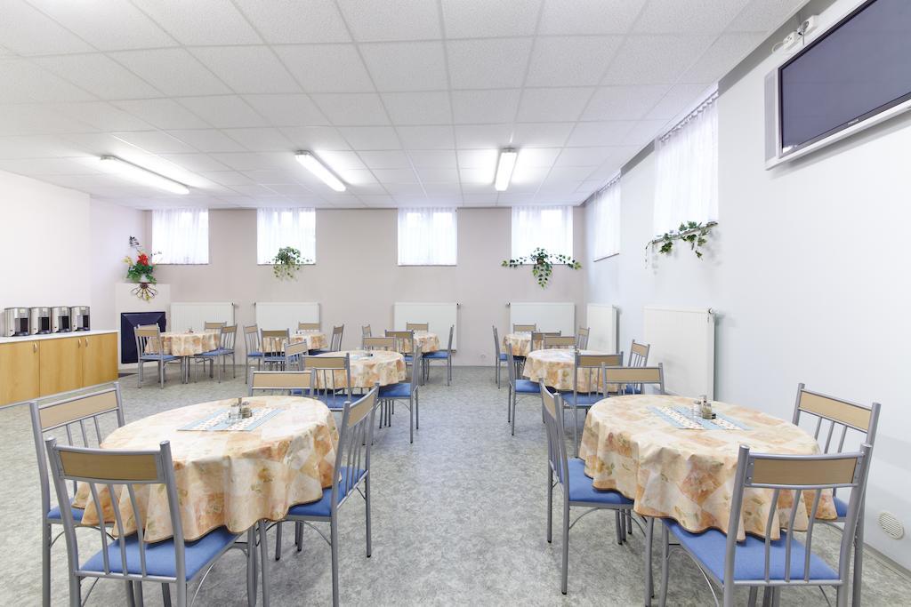 Kolbenka Hostel