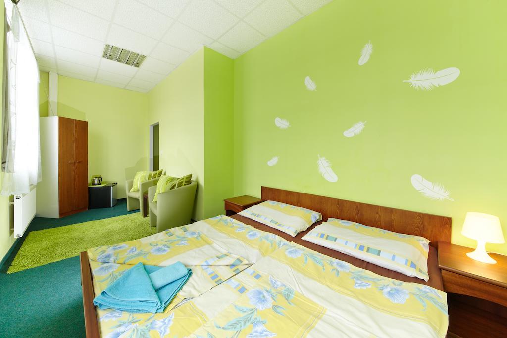 Kolbenka Hostel *